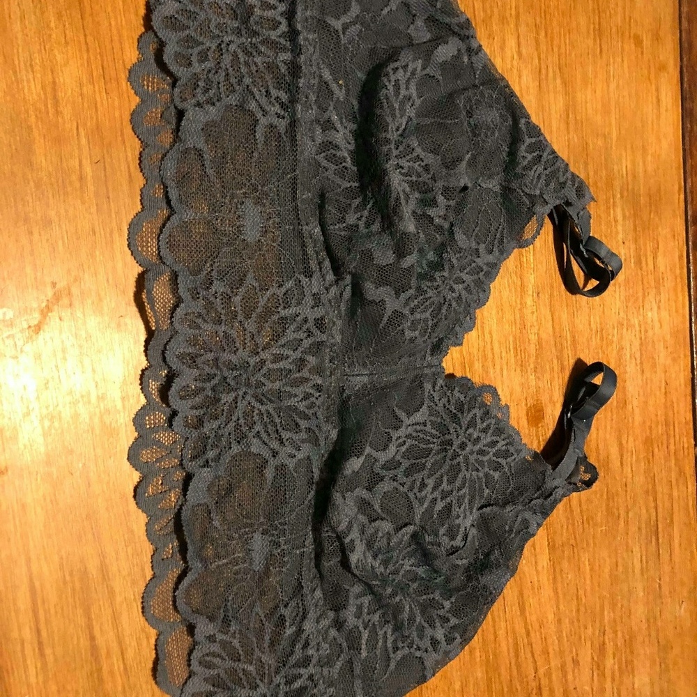 Cute Gray Pink(From Victoria Secret) Bralette Ccup
